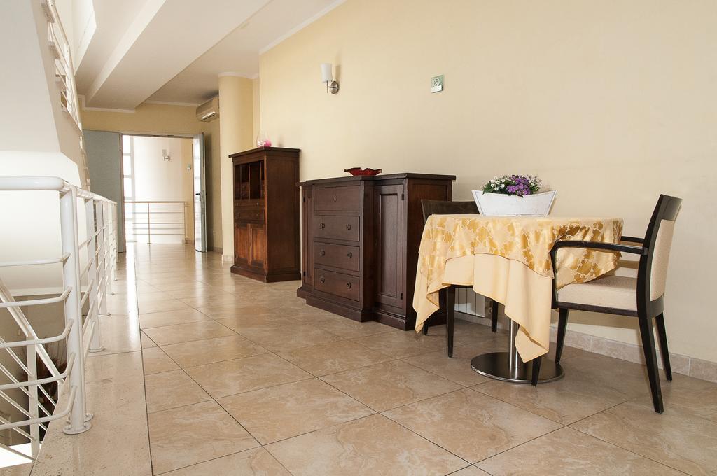 אולביה Hotel Demar מראה חיצוני תמונה